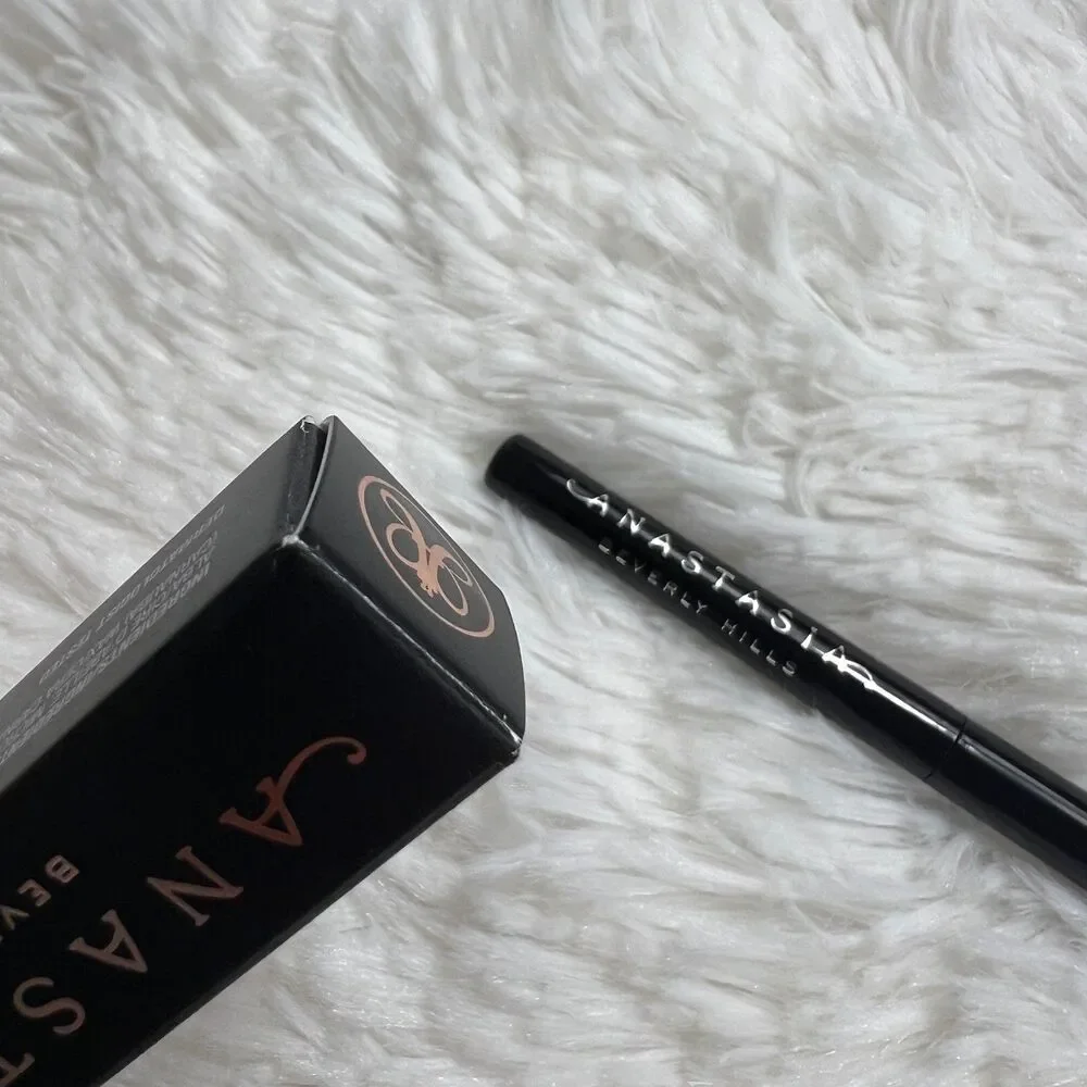 Anastasia Beverly Hills Darkside Waterproof Gel Liner Black Retractable Pencil